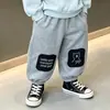 Conjuntos de Primavera y Otoño para Niños: Pantalones Casuales de Osito, Sudadera Holgada Elegante Estilo Coreano para Niños Pequeños, Pantalones Largos Modernos para Bebés al por Mayor