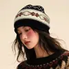 Gorrito de Punto Jacquard Holgado para Mujer, Nuevo para Otoño e Invierno, Venta al por Mayor, Hilo de Gorrito de Moda Versátil, Cálido y a Prueba de Frío