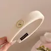 A popular tiara deste ano para mulheres 2024 novo senso de alta qualidade estilo estrangeiro moda tiara topo da cabeça grampo de cabelo adorno de cabeça