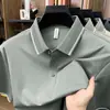 Camiseta de Manga Corta de Moda para Hombre, Nuevo Estilo Verano 2026, Estilo Papá, Cuello Campana, Rayas, Corte Holgado, Camiseta Básica
