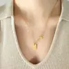 Sudadera con Capucha y Collar con Colgante de Estrella de Cinco Puntas Cuadrada de Joyería Ins Navideña para Mujer Diseño de Nicho Cadena para Clavícula de Acero de Titanio P828