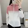 Ropa de protección solar 2025 nuevo modelo de verano para mujer, protección UV UPF50+, chaqueta impermeable con capucha para el sol, abrigo de seda helada de secado rápido