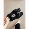 Primer Encuentro: Zapatos Negros Minimalistas Huecos Bajos sin Cordones para Mujer, Nuevos Zapatos Pequeños de Cuero Versátiles para el Verano y el Trayecto al Trabajo