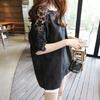 Tesão Primavera Verão Grande Tamanho Médio comprimento Camisa de manga curta Loose Emagrecendo Camisa de ombro das mulheres Camisa de renda oca de meia manga