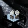 Pendientes Únicos de Diseñador Doble Cara con Piedra Ojo de Gato Transparente Hielo, Pendientes Exquisitos Versátiles con un Estilo Sencillo y de Lujo Ligero