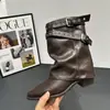 Hebilla de Cinturón Estilo Coreano Botas de Media Pantorrilla para Mujer 2026 Nuevas Llegadas de Otoño Tacón Grueso Color Sólido Botas de Moda Tonos Marrones Botines Versátiles