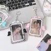 Portatarjetas Rígido Acrílico Estilo Ins con Alas de Ángel para Fans de K-Pop Portatarjetas de Película para Tarjetas Pequeñas de 3 pulgadas Set de Colgantes para Tarjetas Polaroid de Estudiante