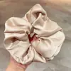Elástico de Cabelo de Veludo Scrunchie Corda de Cabelo Suave para Mulheres 2026 Novo Estilo Elástico Não Danifica Florido