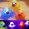 Pato Luminoso con Sensor de Agua LED, Patito Flotante y Parpadeante, Patito para Baño y Chapoteo de Bebé, Juguete de Pato Flotante y Luminoso