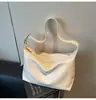 Bolso Cruzado Grande de Nuevo Estilo Simple Versátil para Viajes Diarios 2026 para Mujer, Bolso de Hombro de Gran Capacidad, Bolso Tote Estilo Perezoso