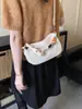 Bolsa de nylon leve e versátil para mulheres, nova bolsa casual de ombro e transversal 2026, pequena bolsa quadrada para primavera e verão