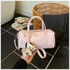 Bolsa de Mão de Alto Valor Estético para Mulheres 2026 Nova Coleção de Primavera Estilo Nicho Fashionável Bolsa de Ombro Casual para o Dia a Dia Bolsa Transversal