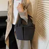 Bolsa de Mão Grande Capacidade Transfronteiriça, Versátil, Leve, Estilosa Estilo Cesta, Tendência Estilo para o Dia a Dia, Bolsa para Passeios Casuais