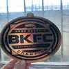 Placas de Premiação para Fãs Atacado com Logotipo Colorido Impresso em Dupla Face, Tags e Pingentes Exagerados de Torcida Hip-Hop