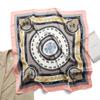 Bufanda Estilo Británico Bufanda de Lujo Ligero Chal de Moda Carruaje Bufanda Cuadrada Pequeña Venta al por Mayor Pañuelo para la Cabeza Protector Solar Mujeres Venta en Vivo