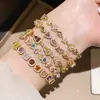 Pulsera de circonita de color de diseño de nicho de lujo ligero, gota de agua en forma de corazón, simple, de alta gama, versátil, adorno para la mano, mujer