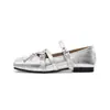 Wei Wei Girl 8929-9 Zapatos de Salón Plateados para Mujer con Lazo Mary Janes para Mujer Correa Cruzada Hebilla Bailarinas Planas