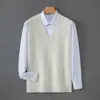 Chaleco nuevo engrosado de otoño e invierno 100% lana, top casual sin mangas de cuello en V para hombre, suéter de cachemira