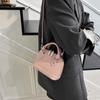 Bolsa de Ombro Estilosa Bolsa Transversal Estilo Coreano Portátil 2025 Nova Moda Primavera Bolsa Concha Bolsa Casual para o Dia a Dia para Mulheres