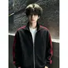Jaqueta com Capuz Regular Ombro Preto e Vermelho Masculina Outono Streetwear Americano Gola Alta Jaqueta Baseball Jaqueta de Corte Limpo