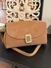 Bolso pequeño cuadrado único y elegante para mujer, nuevo modelo de primavera 2026, bolso de hombro cruzado simple y a la moda para el trabajo y el uso diario