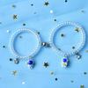 Pulseira de quatro pessoas para namoradas japonesas e coreanas, fivela magnética feminina, linha de telefone de sucção, anel de cabelo para colegas de quarto, joias de astronauta ins TikTok