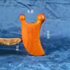 Pente Massageador Meridian de Sândalo Dourado com Funções de Amassar e Raspagem para o Corpo Inteiro, Adequado para Cintura, Pernas e Pescoço, Feito de Madeira Natural