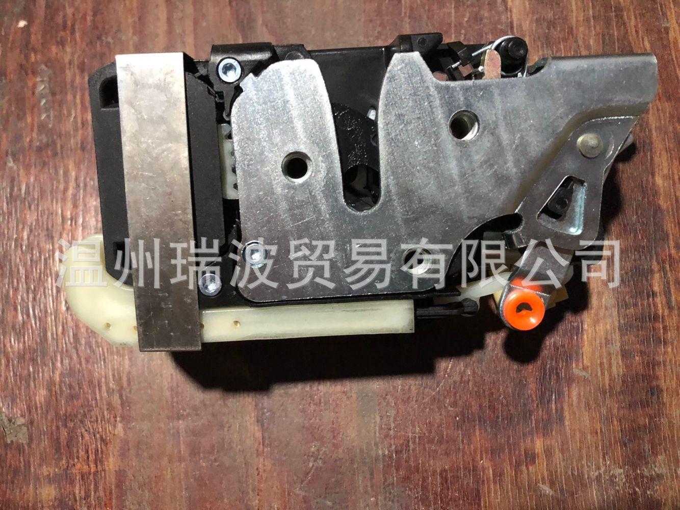 2EDBDA757782DC1039EFA0FED4B268