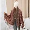 Suministro transfronterizo de bufandas y chales estampados nuevos de otoño e invierno para Europa y América, chal con cuello de pelo estampado de leopardo, chal con mangas y borlas, chal de punto
