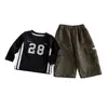 Conjunto de Dos Piezas Otoño Nuevo Estilo Coreano Estampado Digital en la Parte Superior y Pantalones de Pierna Ancha con Estampado de Leopardo Elegante para Niños Dianxi