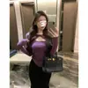 Camiseta morada retorcida hueca de manga larga para mujer para otoño e invierno, diseño dulce y sexy de nicho, top interior ajustado