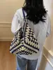 Bolsas Tejidas a Mano para Mujer 2025 Nuevo Estilo Coreano Estilo Bosque Retro Calado Bolso Bandolera de Celebridad de Internet Bolso de Hombro