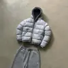 2026 Nueva Tendencia Europea y Americana Transfronteriza Street Hip-Hop Bordado de Letras Unisex Chaqueta Cálida de Algodón Venta al por Mayor Negro