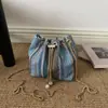 Bolsa Transversal Colorida de Palha Artística Tecida Estilo Coreano 2026 Verão Nova Tendência Grande Capacidade com Cordão para Mulheres