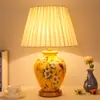 Nova Luminária de Mesa Cerâmica Estilo Chinês para Quarto, Sala de Estar Estilo Americano e Europeu Venda Direta da Fábrica Home Luminária de Mesa Dimmable com Controle Remoto