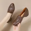Zapatos de mujer retro estilo francés de punta fina con tacón grueso, tacón medio, mocasines slip-on otoño 2026, zapatos de suela gruesa para aumentar la altura para madres