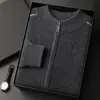 Jaqueta Tricotada Masculina High-End com Gola Alta, Color Block, Outono e Inverno Nova, Cardigã de Caxemira, Suéter Grosso com Zíper, Casual