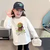 Camiseta de manga larga de algodón puro estilo coreano para niñas, nueva colección de otoño 2026, camiseta básica divertida para niñas, top casual, estilo ins