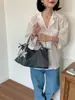 2026 Nova Bolsa Transversal com Design de Nicho para Mulheres Grande Capacidade Superfície Macia Bolsa para o Dia a Dia Versátil Bolsa de Ombro com Pingente de Estrela
