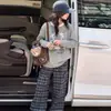 Conjunto Casual Feminino Primavera e Outono 2026 Novo Estilo Crianças Maiores Meninas Tendência Estilo Coreano Moletom Estampado Calça de Perna Larga Xadrez