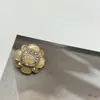 Botões Decorativos de Botão de Diamante e Cola de Gota em Forma de Flor Estilo Xiaoxiang para Casacos, Suéteres, Malhas, Tweed