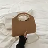 Bolsa de palha trançada personalizada 2026 nova pequena fresca literária bolsa de mão feminina alta aparência corrente bolsa transversal