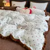 Juego de cuatro piezas de franela de leche fresco y simple funda de edredón de vellón de coral sábana de cama funda de edredón engrosada de invierno para dormitorio de estudiante juego de tres piezas