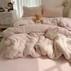 Conjunto de Cama de Caxemira Espesso de Inverno Quatro Peças, Lençóis de Cama de Veludo Coral com Forro de Lã, Capa de Edredom Individual, Conjunto de Cama de Veludo Leite para Dormitório Três Peças