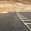 Fabricantes procesan nueva geomembrana de HDPE membrana impermeable de polietileno importado negro 1.5 mm membrana impermeable