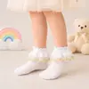 Meias curtas femininas estilo princesa de cetim com babados e renda, confortáveis, doces e versáteis, meias de bebê com renda, atacado de fábrica