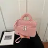 Bolso de mano versátil de moda nuevo para otoño 2026, de felpa, casual, gran capacidad, para hombro o cruzado