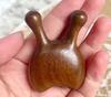 Peine de masaje de sándalo para terapia capilar, peine de madera maciza, peine de masaje del cuero cabelludo, peine de masaje meridiano, peine de sándalo, peine de madera de cinco dedos