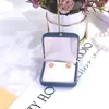 Terciopelo Verde Hierba Hebilla Dorada Caja de Joyería Caja para Anillos Pendientes Caja para Collares Caja de Empaque Caja para Par de Anillos Venta al por Mayor