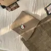 Bufanda de Punto Bordada Auténtica de Gatito Lindo Hello Kitty para Mujer, Bufanda Chal Grueso Cálido de Invierno